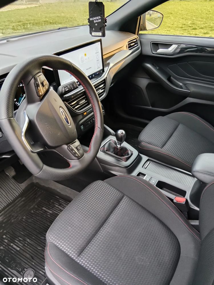 Ford Focus 1.0 EcoBoost Hybrid ST-LINE - 7