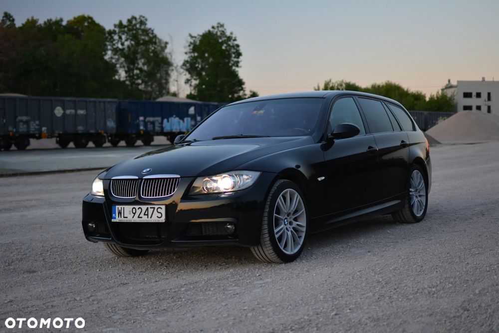 BMW Seria 3 330xi - 4