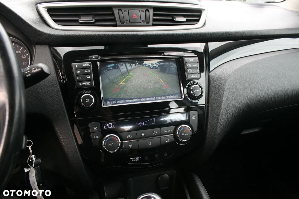 Nissan Qashqai 1.2 DIG-T Acenta - 24