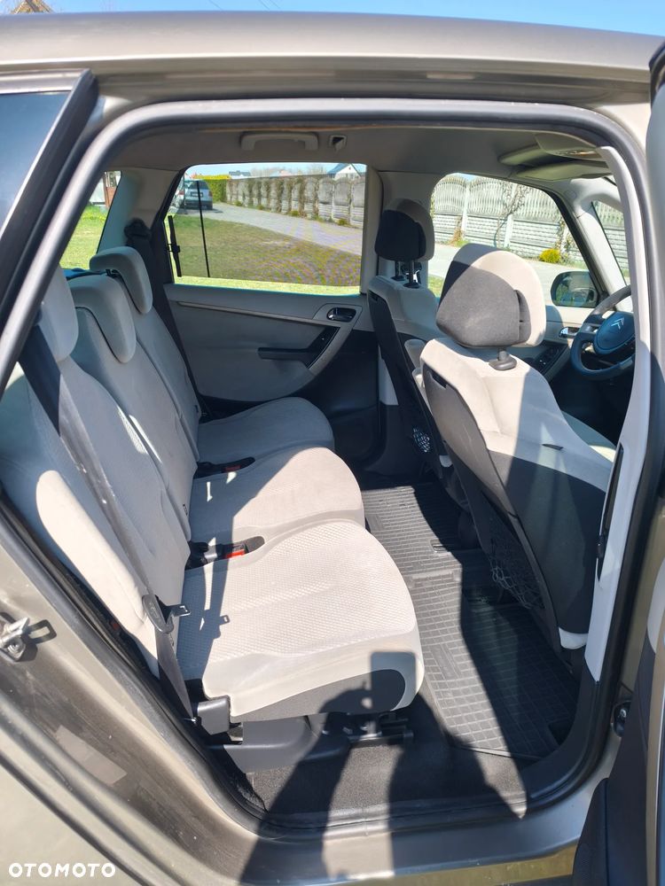 Citroën C4 Picasso 1.8i X - 8