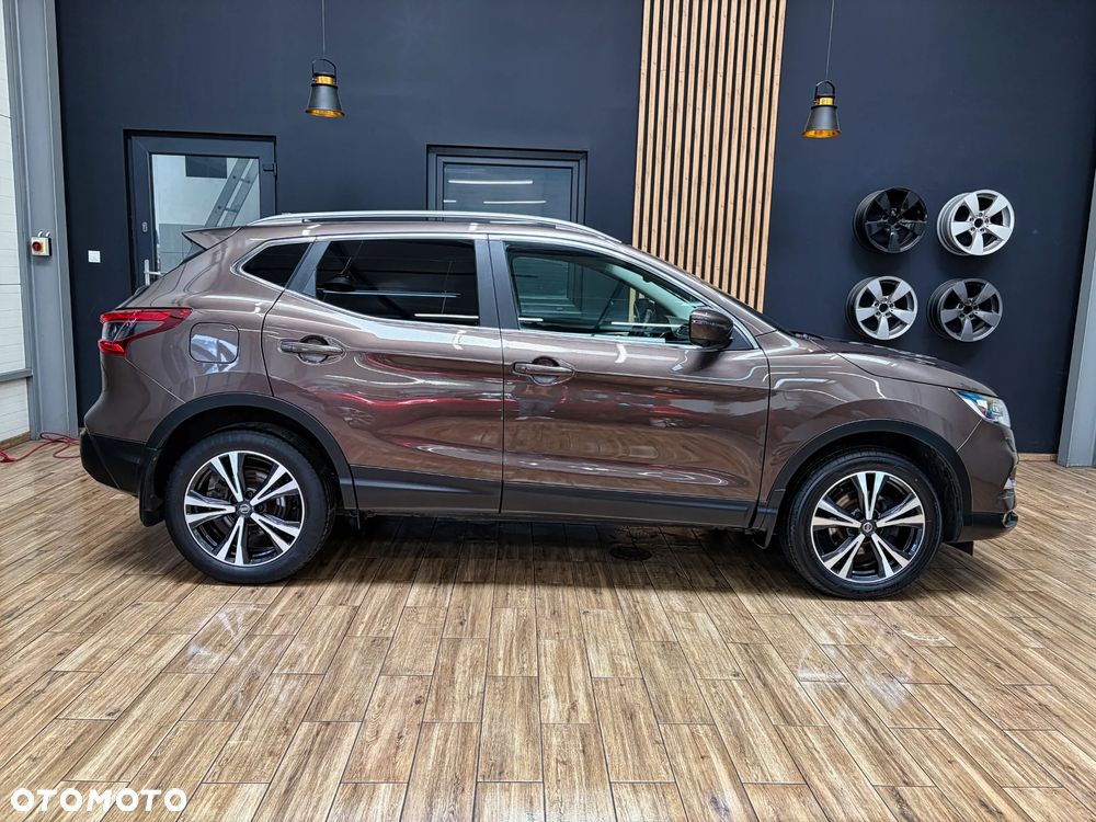 Nissan Qashqai 1.3 DIG-T N-Connecta - 6