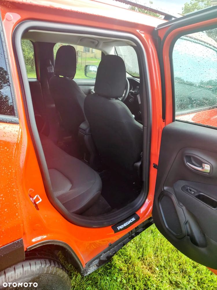 Jeep Renegade 1.0 T-GDI Sport - 16