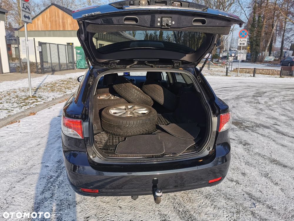 Toyota Avensis 2.0 D-4D - 15