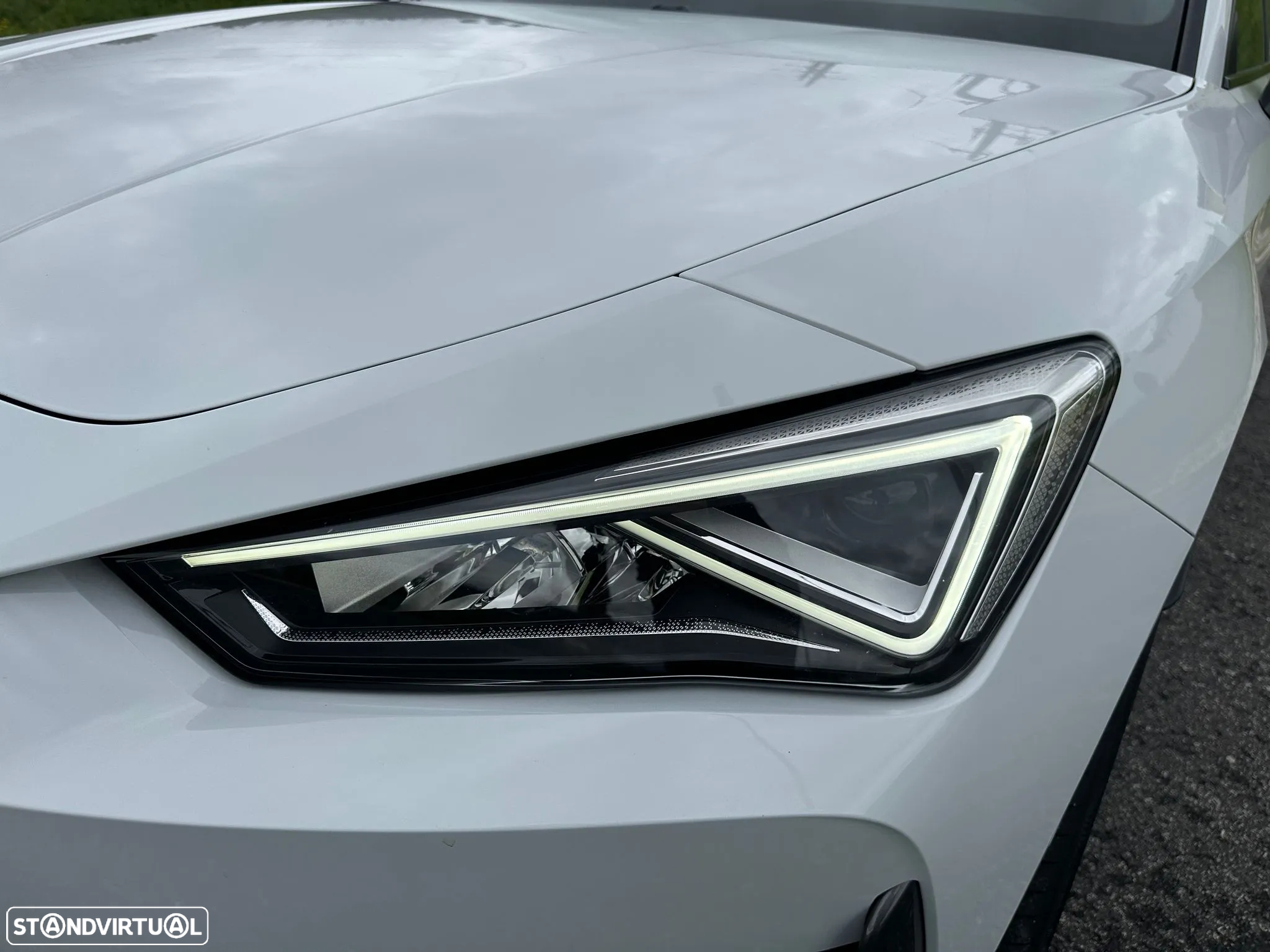 Cupra Leon 1.4 e-Hybrid VZ DSG - 10