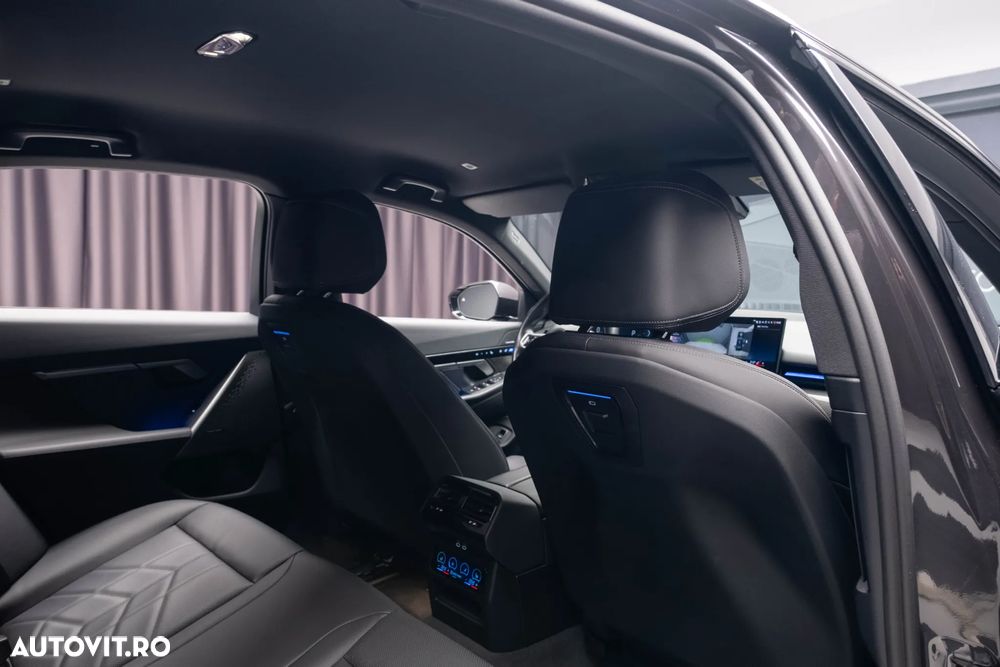 BMW Seria 5 520i Aut. - 23