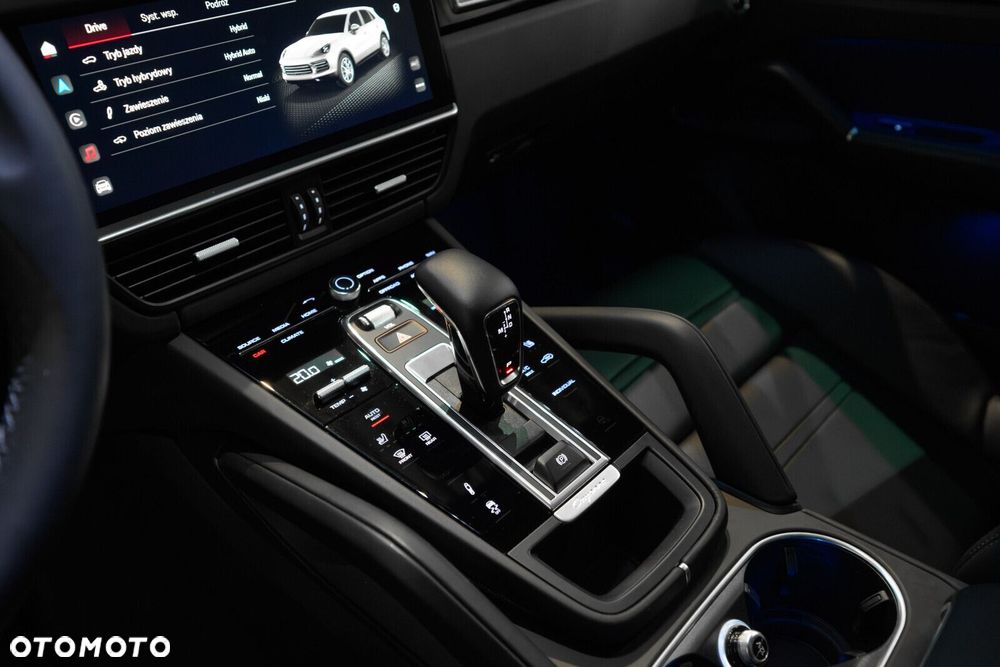 Porsche Cayenne - 13