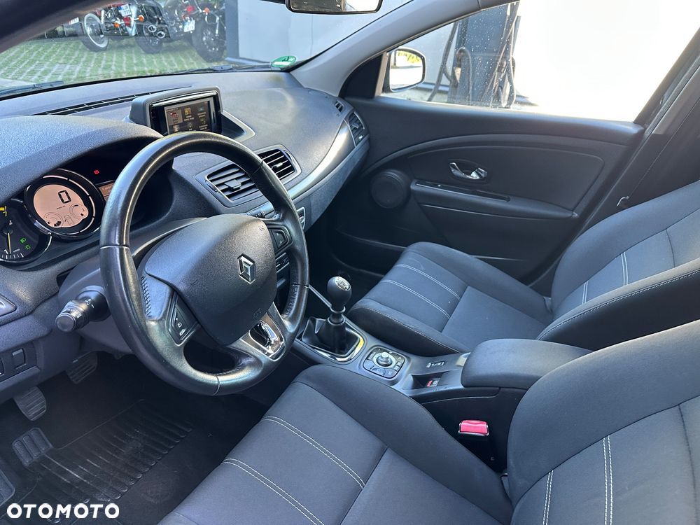 Renault Megane 1.6 16V 110 Paris - 4