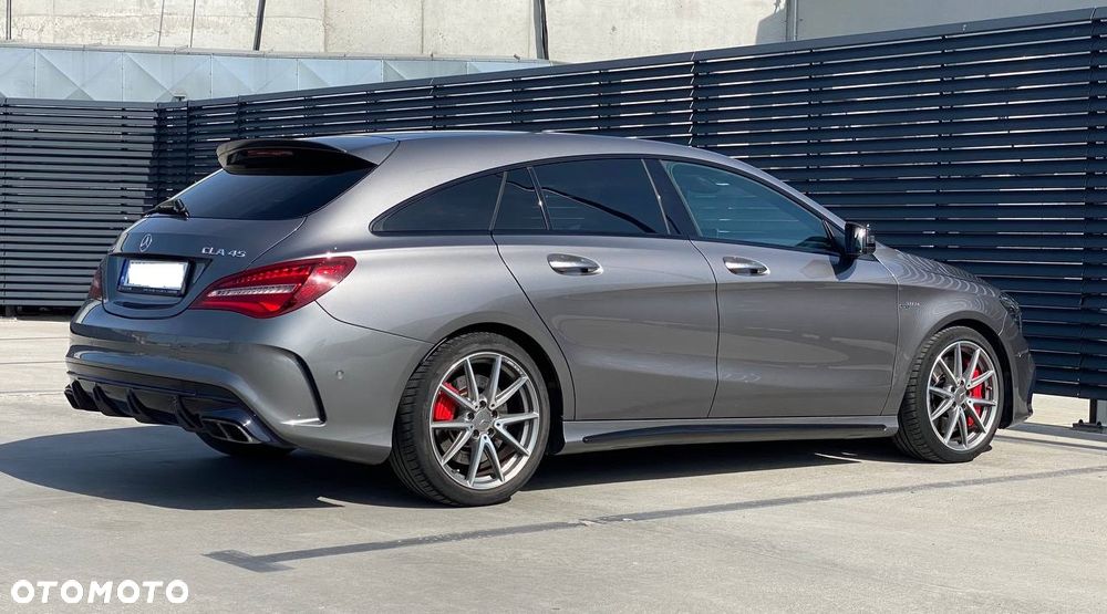 Mercedes-Benz CLA AMG 45 4-Matic - 12