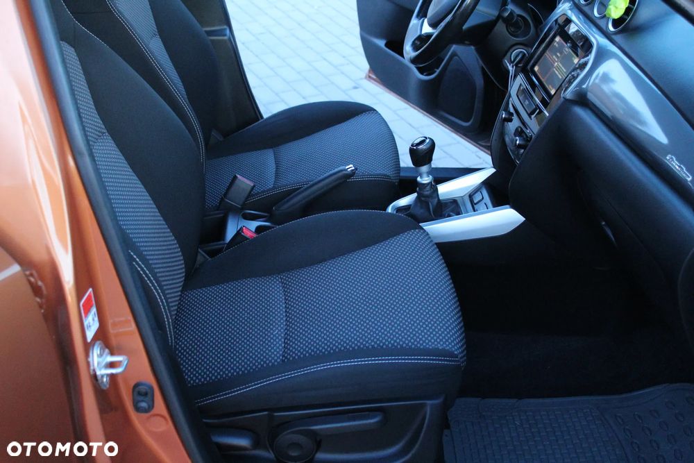 Suzuki Vitara 1.6 DDiS (4x4) Allgrip Comfort - 12