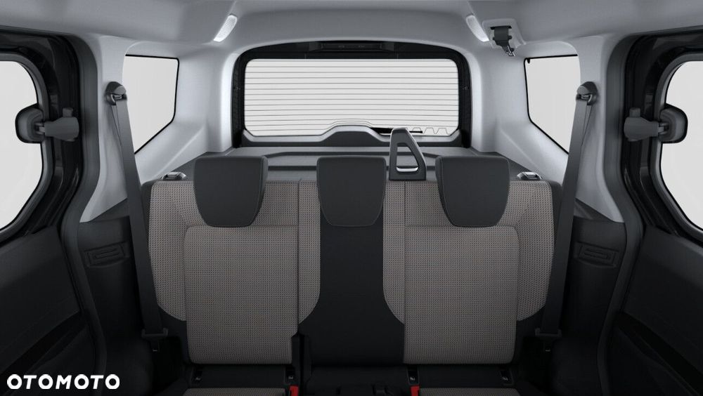 Ford Tourneo Courier - 13