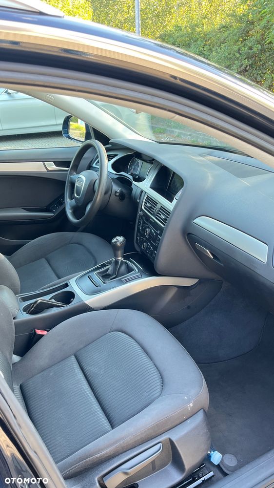 Audi A4 Avant - 14