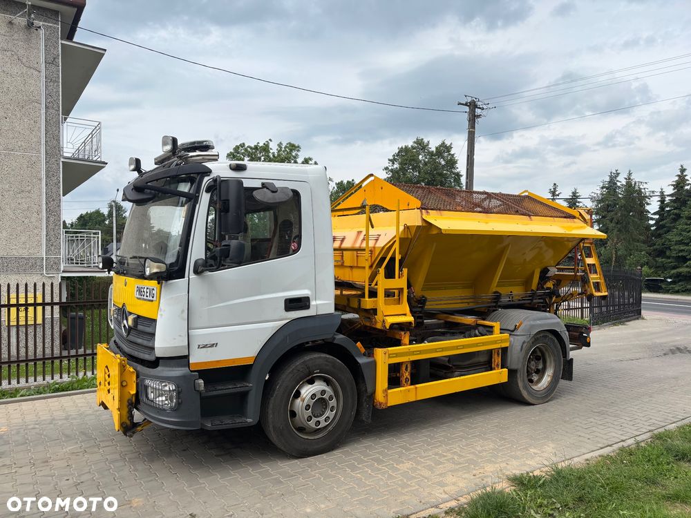 Mercedes-Benz Atego 1221 4x2 piaskarka solarka pług - 2