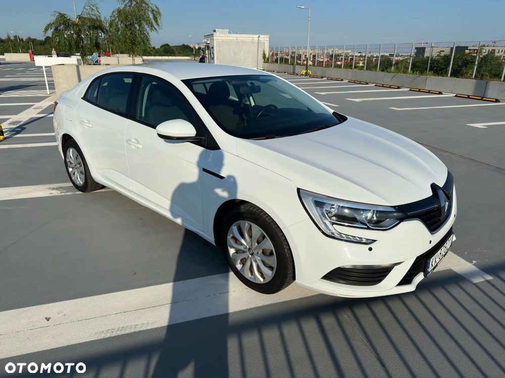 Renault Megane 1.6 SCe Life - 9