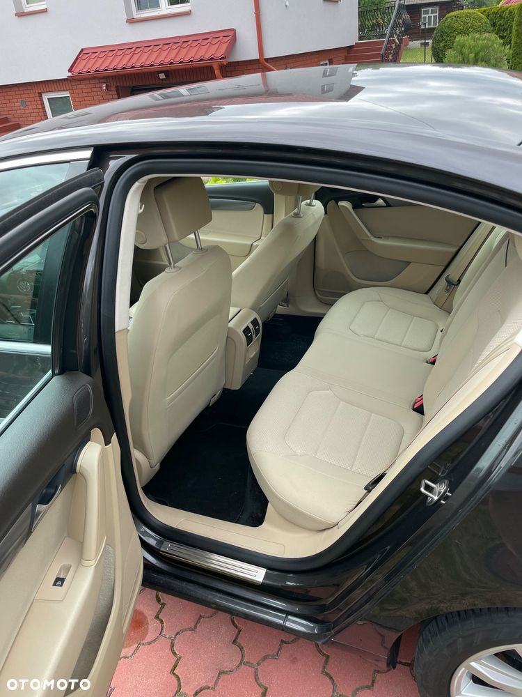 Volkswagen Passat 2.0 TDI DPF Comfortline - 7