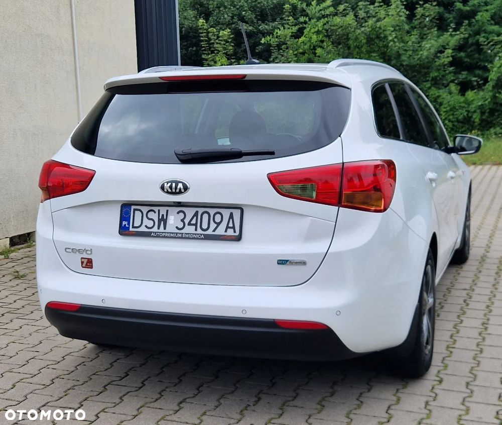 Kia Ceed 1.6 GDI L Business Line - 10