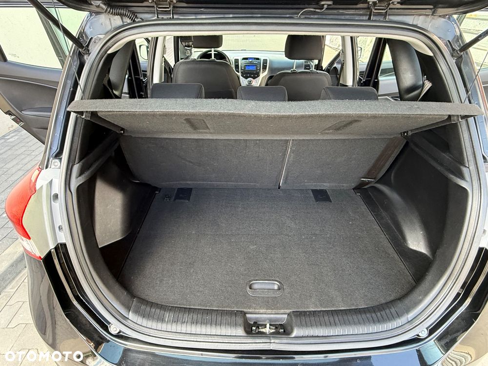 Hyundai ix20 1.4 blue Comfort - 24