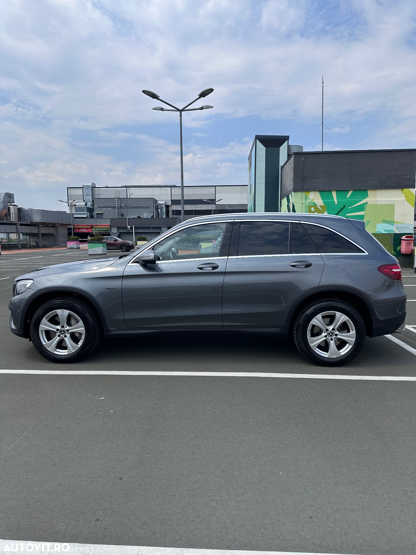 Mercedes-Benz GLC 350 e 4MATIC - 3