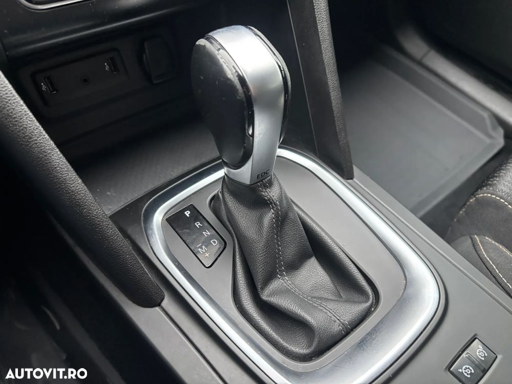 Renault Megane BLUE dCi 115 EDC LIMITED - 23