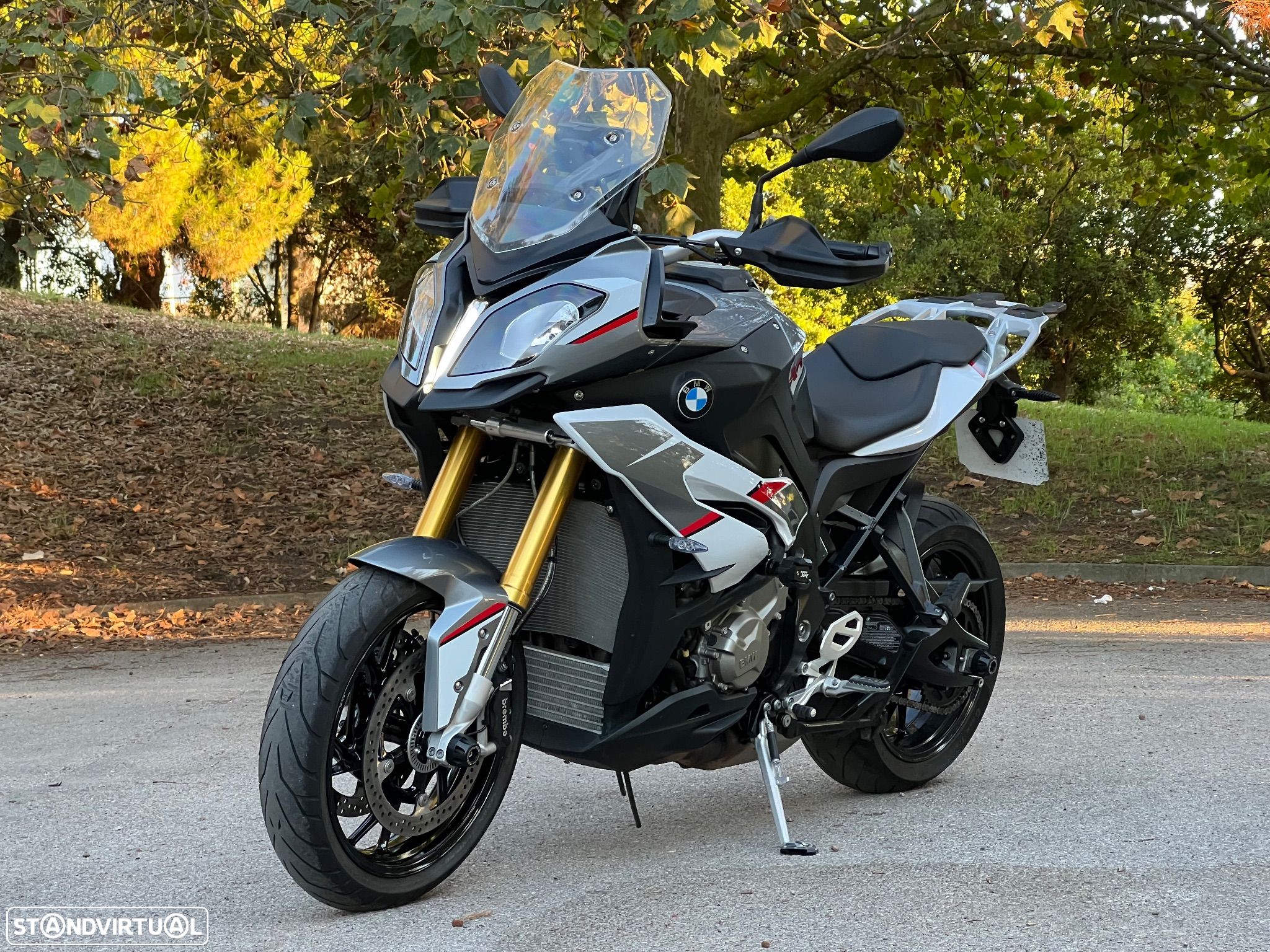 BMW S 1000 XR Tricolor - 1