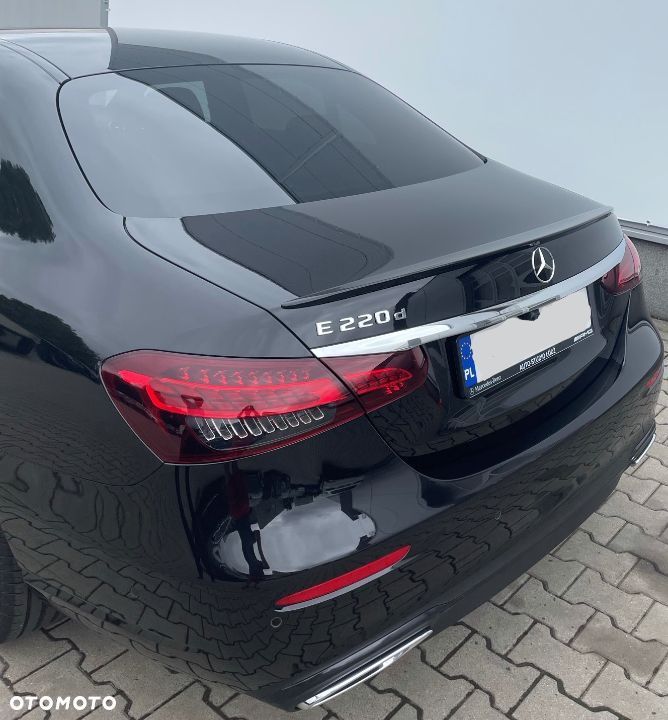MERCEDES W213 LIFTING SPOILER LOTKA NA KLAPĘ AMG PODKŁAD! - 4