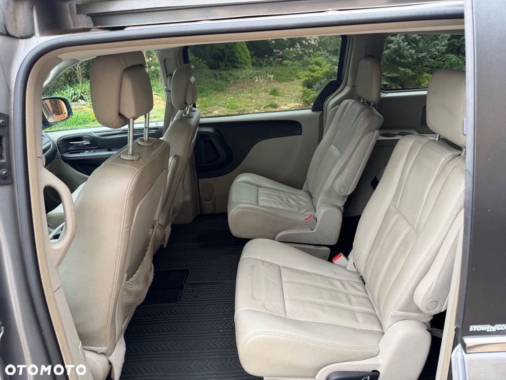 Chrysler Town & Country 3.6 Touring - 7