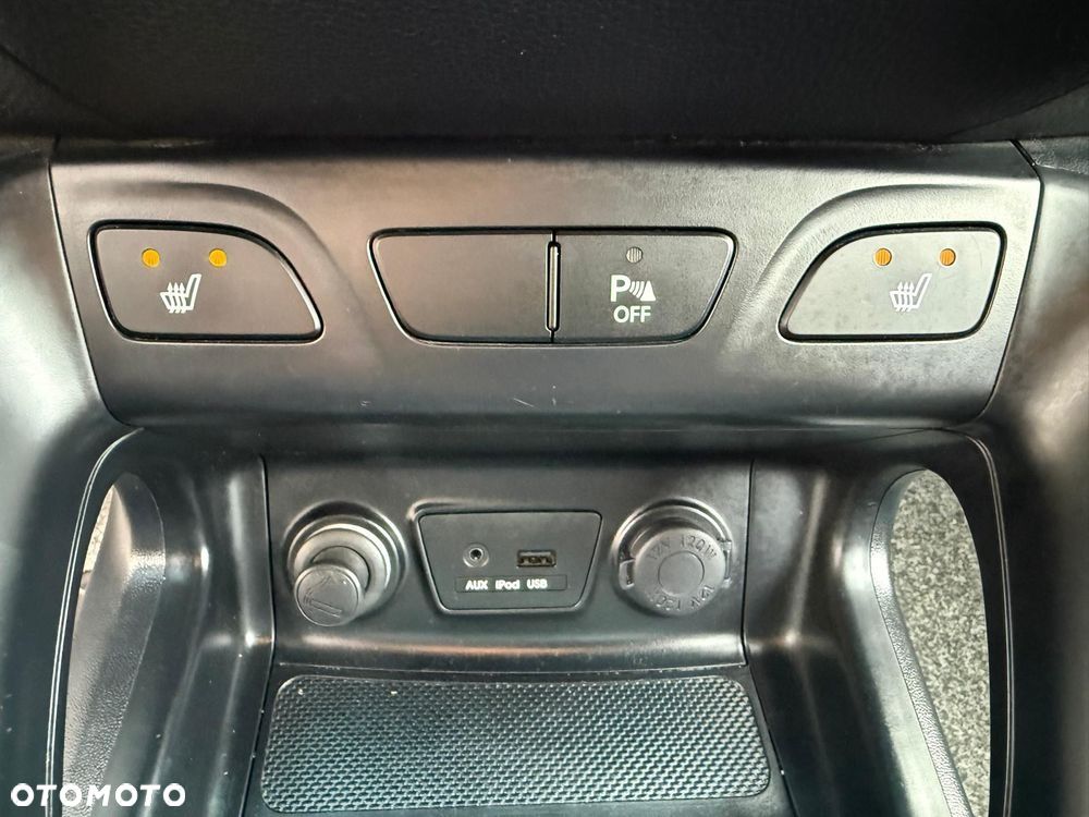 Hyundai ix35 2.0 2WD Style - 16