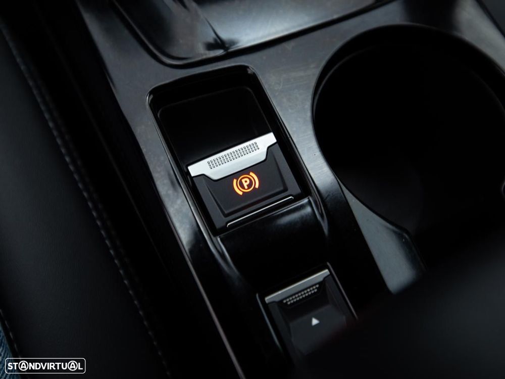Peugeot e-2008 50 kWh GT - 19