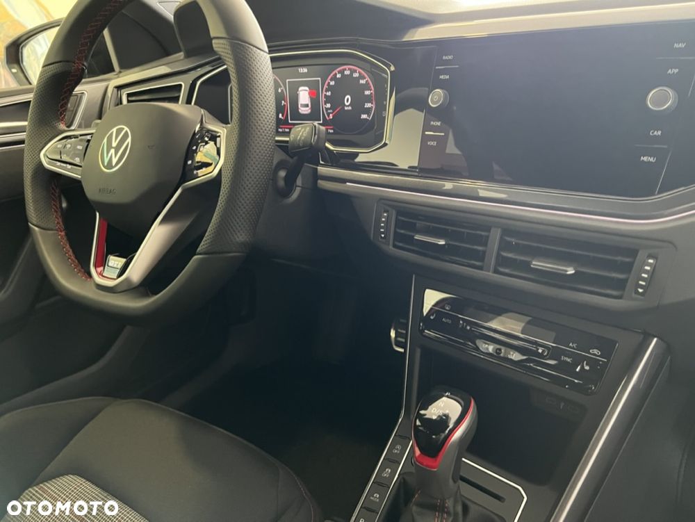 Volkswagen Polo - 19
