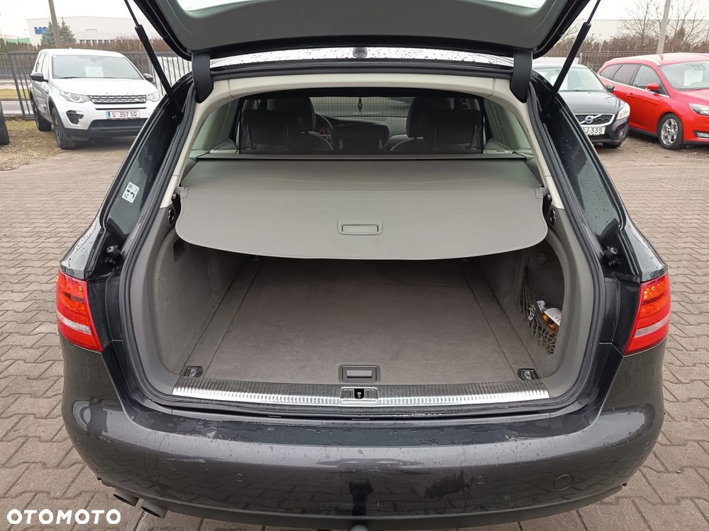 Audi A4 Avant 2.0 TDI DPF S line Sportpaket (plus) - 18