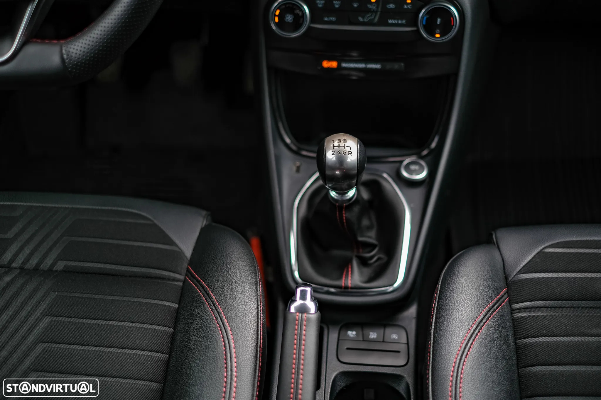 Ford Puma 1.0 EcoBoost Hybrid ST-LINE - 12