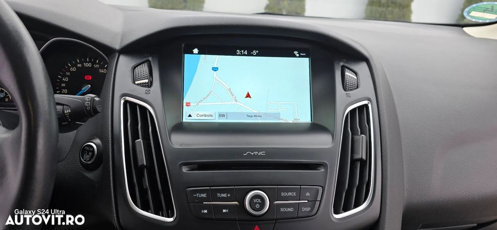 Ford Focus 1.0 EcoBoost Start-Stopp-System TITANIUM STYLE - 12