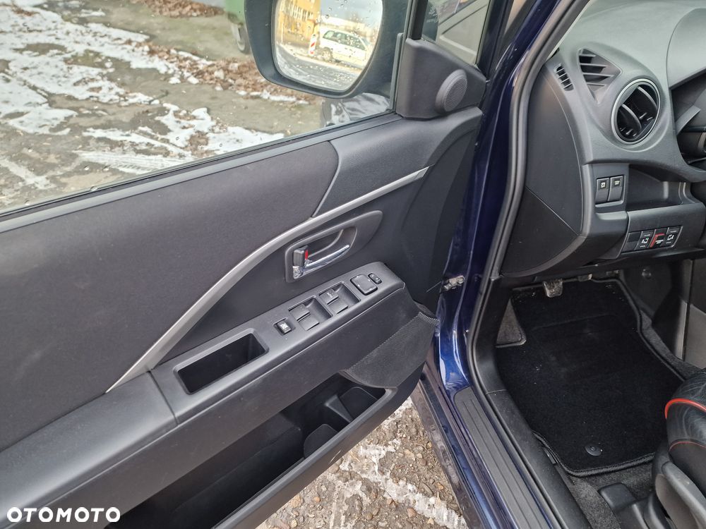 Mazda 5 2.0 MZR-DISI i-stop Sports-Line - 27