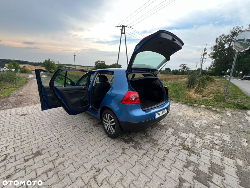 Volkswagen Golf - 3