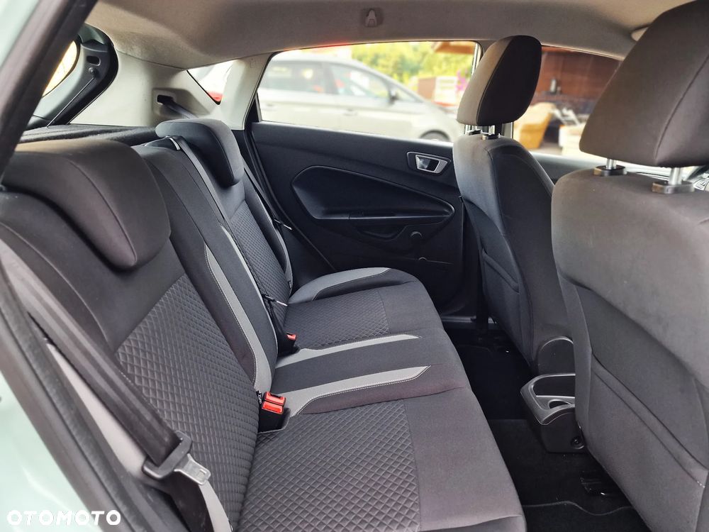 Ford Fiesta 1.0 EcoBoost S&S TITANIUM - 28