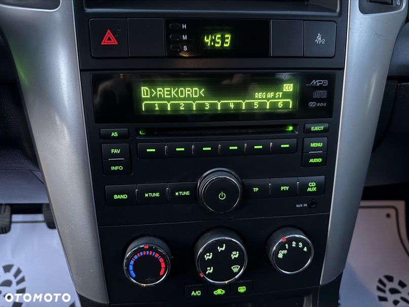 Chevrolet Captiva 2.4 2WD 5 Sitzer LS - 19