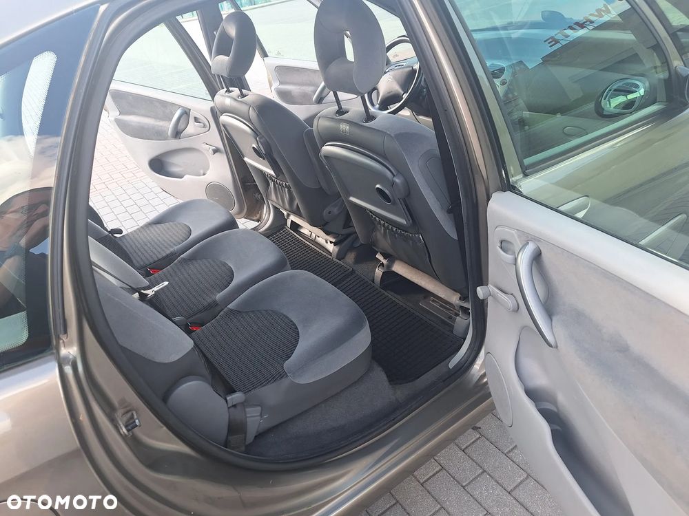 Citroën Xsara Picasso - 14