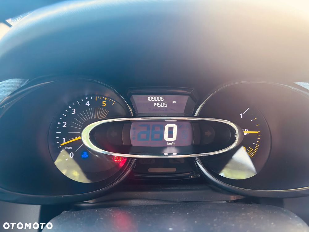Renault Clio 1.5 dCi Expression - 11