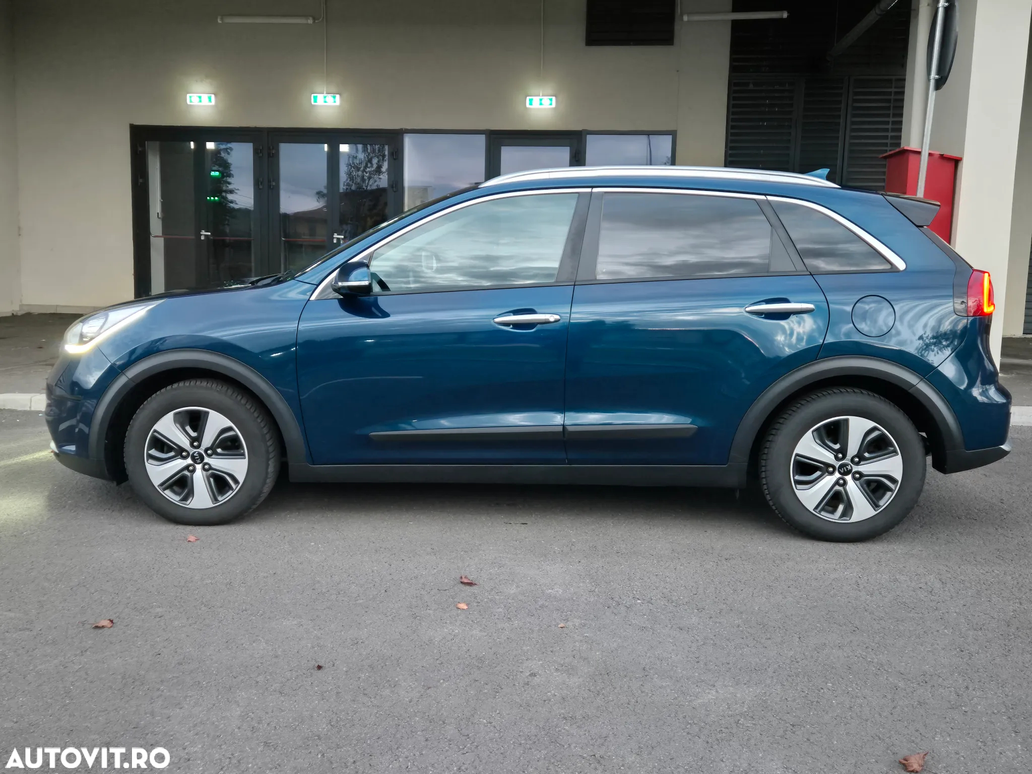 Kia Niro 1.6 GDI 2WD Aut. Spirit - 18