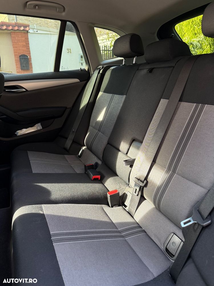BMW X1 sDrive18d Aut. - 8