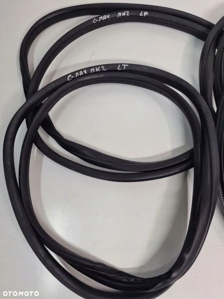 USZCZELKA DRZWI PRZÓD PRAWA FORD C-MAX MK2 - 2