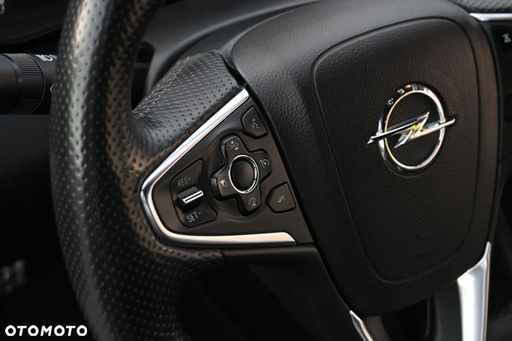 Opel Insignia 2.0 ECOTEC DI Turbo ecoFLEX Business Innovation - 36
