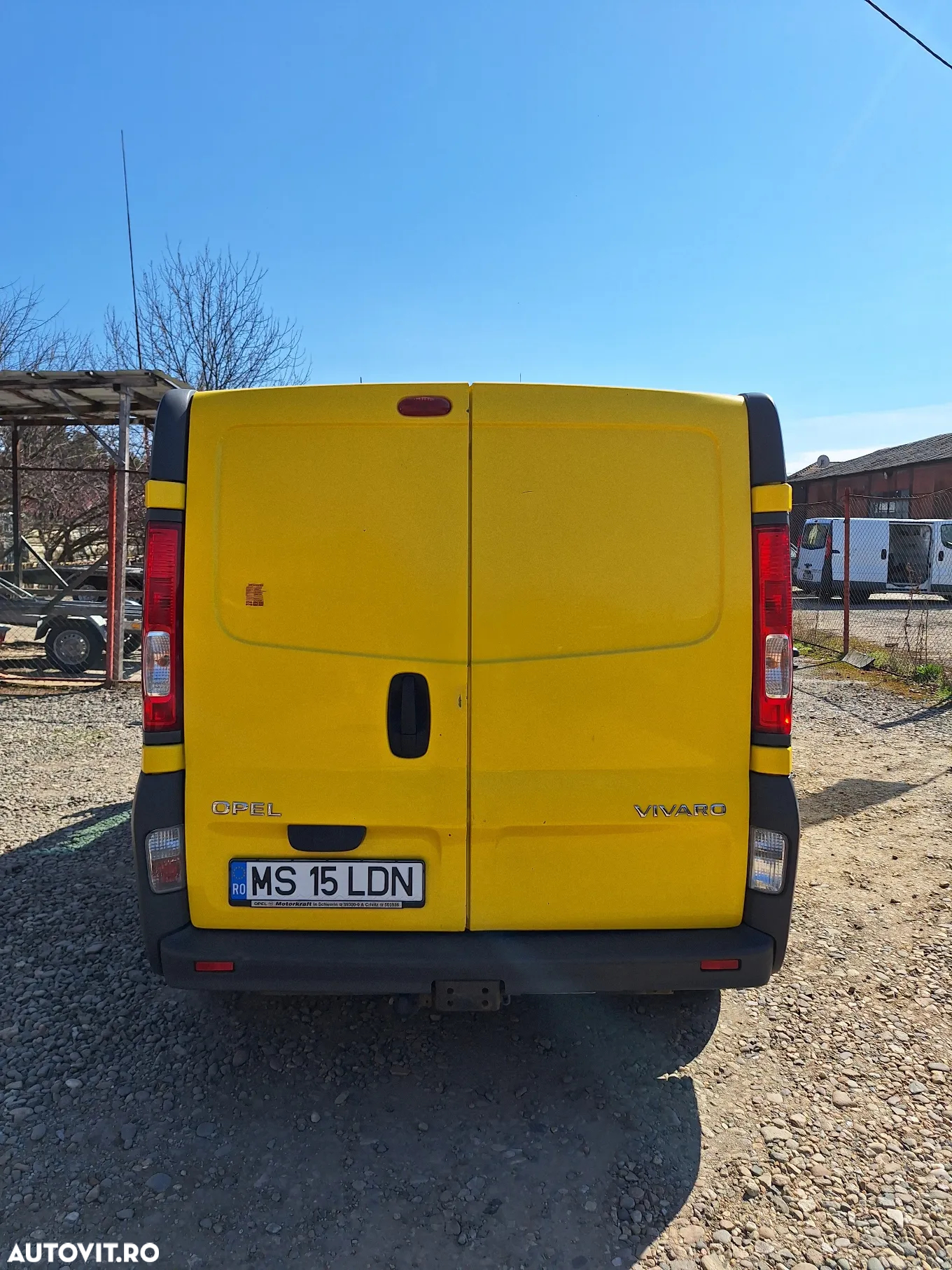 Opel Vivaro - 5