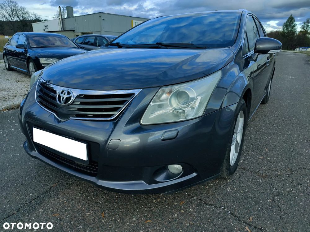 Toyota Avensis - 14