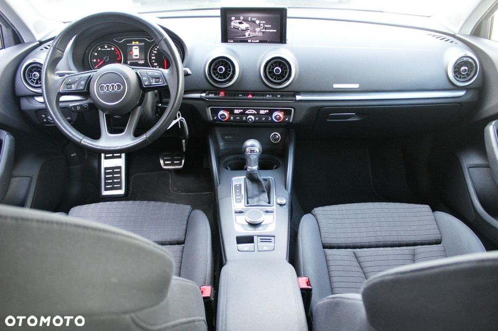 Audi A3 Sportback 35 TFSI S tronic S line - 16