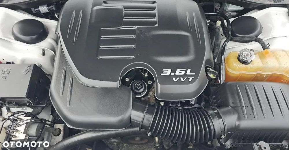 Dodge Charger 3.6 GT - 11