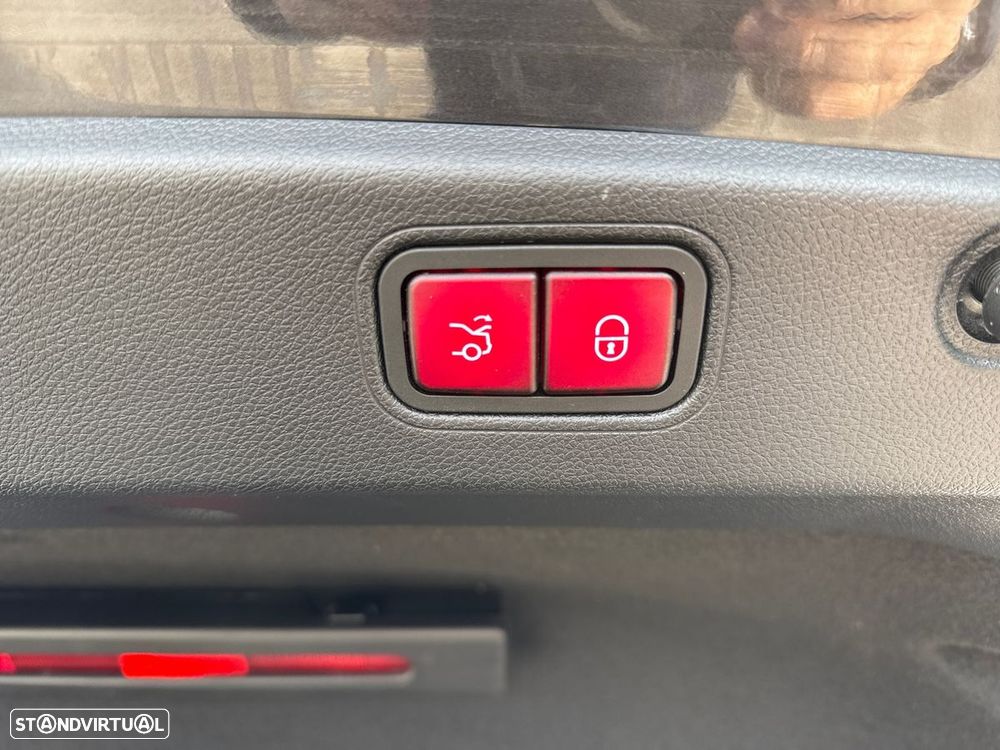 Mercedes-Benz CLS 220 d AMG Line - 19