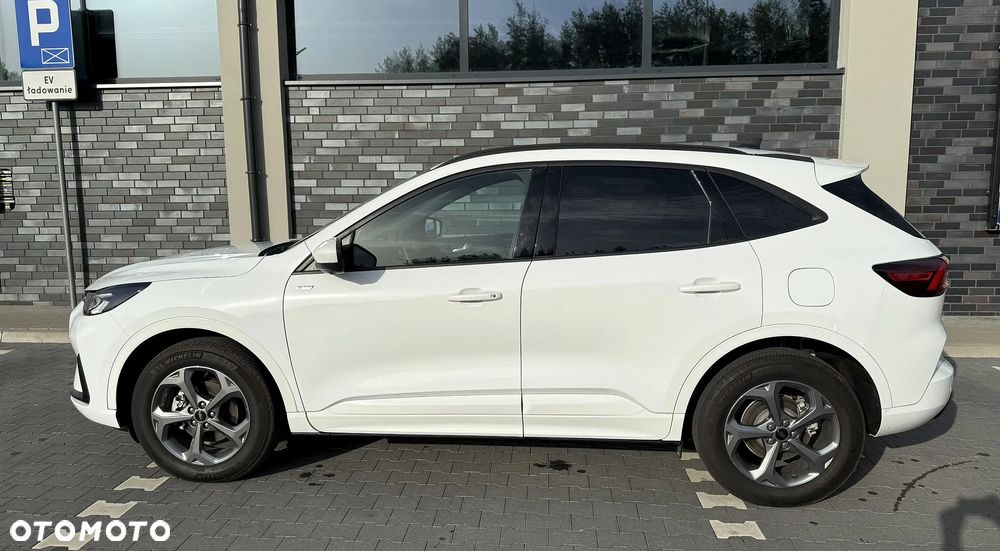 Ford Escape 2.0 EcoBoost AWD Titanium - 4