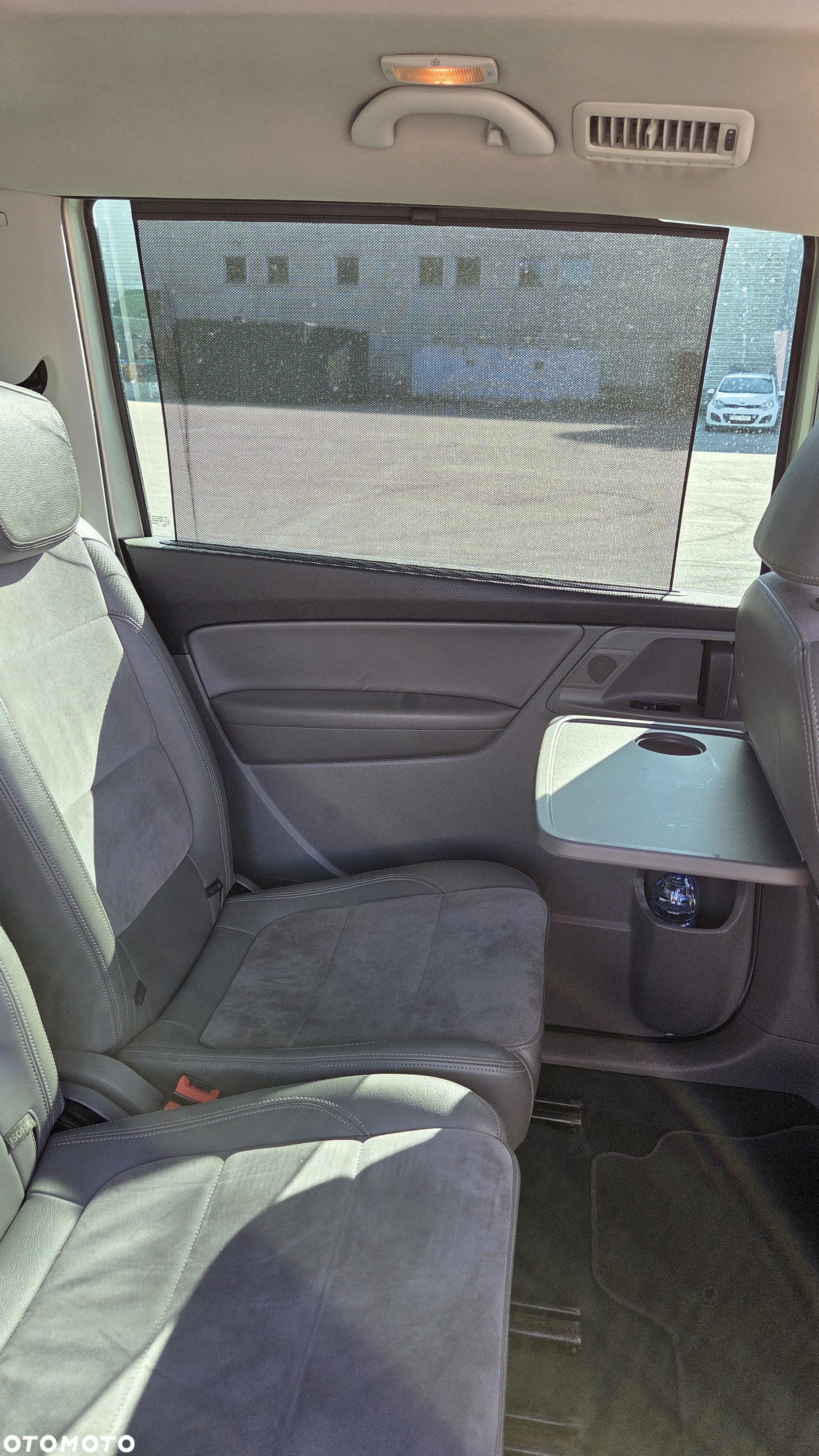 Volkswagen Sharan 2.0 TDI Highline DSG - 12