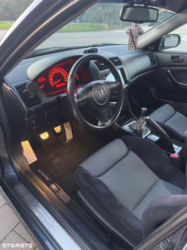 Honda Accord 2.4 TypeS - 16