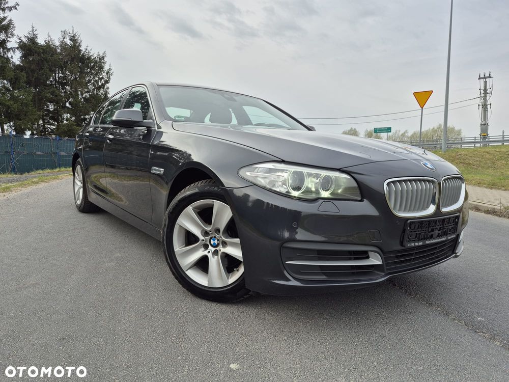 BMW Seria 5 520d xDrive - 1